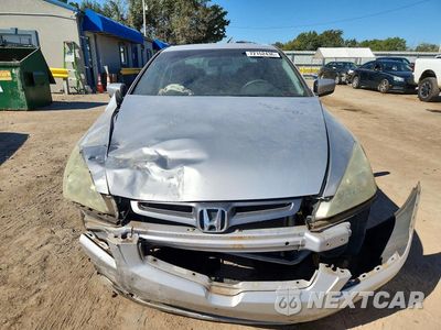 Piąte zdjęcie samochodu w środku: 2005 HONDA ACCORD EX VIN:1HGCM56775A023152 - miniatura