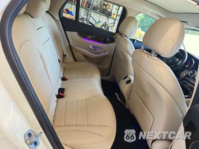 Zdjęcie 10 z 12 samochodu: 2021 MERCEDES-BENZ GLC 300 VIN:W1N0G8DB0MF971954 - miniatura