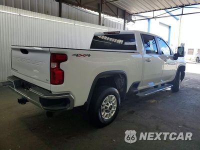 Trzecie zdjęcie samochodu z tyłu: 2026 CHEVROLET SILVERADO K2500 HEAVY DUTY LT VIN:2GC1KNEY8T1137643 - miniatura