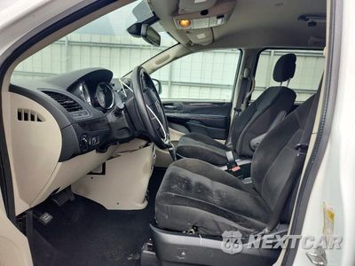 Zdjęcie 7 z 14 samochodu: 2018 DODGE GRAND CARAVAN SE VIN:2C4RDGBG5JR318539 - miniatura