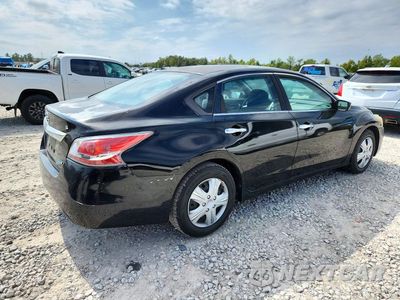 Trzecie zdjęcie samochodu z tyłu: 2014 NISSAN ALTIMA 2.5 S VIN:1N4AL3AP5EN224602 - miniatura