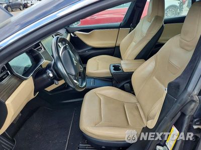 Zdjęcie 7 z 12 samochodu: 2016 TESLA MODEL S VIN:5YJSA1E10GF133480 - miniatura