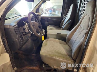 Zdjęcie 7 z 13 samochodu: 2006 CHEVROLET EXPRESS 1500 DELIVERY VAN VIN:1GCFH15T661230771 - miniatura