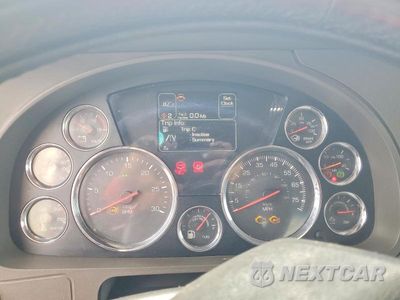 Zdjęcie 9 z 13 samochodu: 2018 KENWORTH T880 DUMP TRUCK VIN:1NKZX4TX4JJ187904 - miniatura