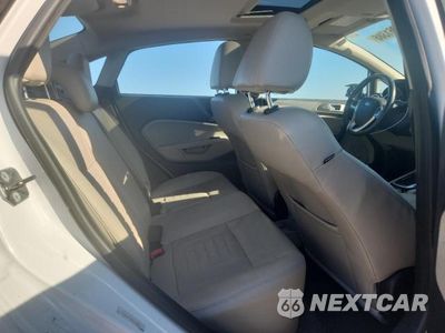 Zdjęcie 10 z 12 samochodu: 2015 FORD FIESTA TITANIUM VIN:3FADP4CJXFM139217 - miniatura