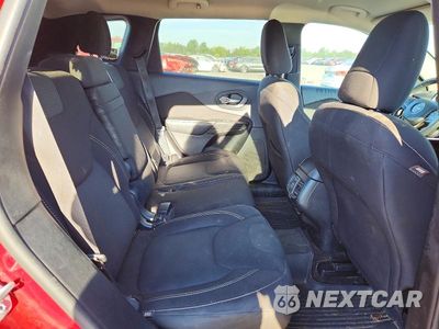 Zdjęcie 11 z 13 samochodu: 2016 JEEP CHEROKEE LATITUDE VIN:1C4PJLCB5GW284047 - miniatura