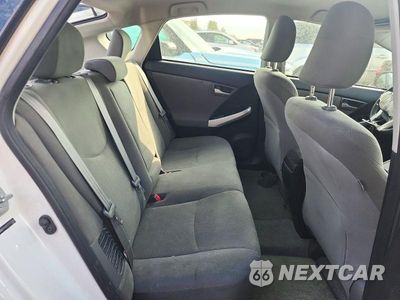 Zdjęcie 10 z 13 samochodu: 2012 TOYOTA PRIUS TWO VIN:JTDKN3DU7C1513088 - miniatura