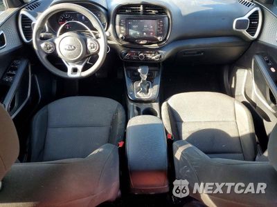 Zdjęcie 8 z 13 samochodu: 2020 KIA SOUL LX VIN:KNDJ23AU7L7728198 - miniatura