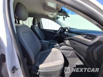 Zdjęcie 14 z 14 samochodu: 2022 FORD ESCAPE SE VIN:1FMCU9G68NUA60572 - miniatura