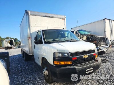 Czwarte zdjęcie samochodu z boku: 2020 CHEVROLET EXPRESS BOX TRUCK VIN:1HA6GUCG2LN012854 - miniatura