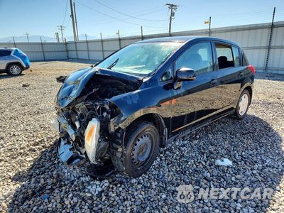 2009 NISSAN VERSA 1.8 S 3N1BC13E29L447154 - główne zdjęcie licytacji z USA - miniatura