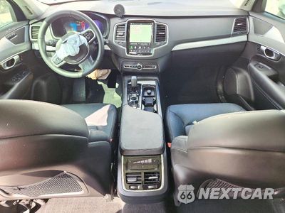 Zdjęcie 8 z 13 samochodu: 2024 VOLVO XC90 CORE VIN:YV4L12PK2R1188425 - miniatura