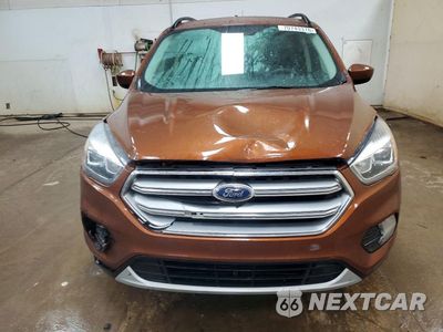 Piąte zdjęcie samochodu w środku: 2017 FORD ESCAPE SE VIN:1FMCU0GD7HUA91584 - miniatura