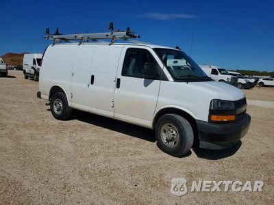 Czwarte zdjęcie samochodu z boku: 2025 CHEVROLET EXPRESS G2500 VIN:1GCWGAFP0S1100256 - miniatura