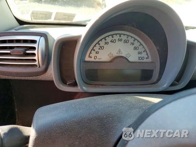 Zdjęcie 9 z 12 samochodu: 2009 SMART FORTWO PURE VIN:WMEEJ31X79K313310 - miniatura