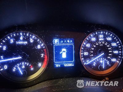 Zdjęcie 9 z 13 samochodu: 2017 HYUNDAI TUCSON SE VIN:KM8J33A42HU466835 - miniatura