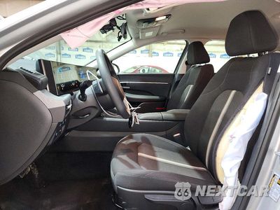 Zdjęcie 7 z 12 samochodu: 2026 HYUNDAI SONATA HYBRID BLUE VIN:KMHL24JJ4TA173858 - miniatura