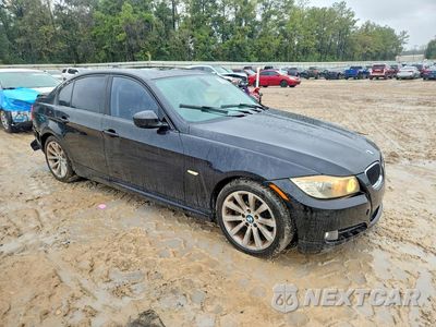 Czwarte zdjęcie samochodu z boku: 2011 BMW 328 I VIN:WBAPH7C59BE677087 - miniatura