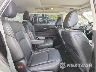 Zdjęcie 11 z 14 samochodu: 2023 NISSAN PATHFINDER SL VIN:5N1DR3CD7PC244532 - miniatura
