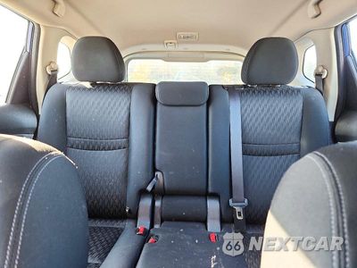 Zdjęcie 10 z 13 samochodu: 2018 NISSAN ROGUE S VIN:KNMAT2MV0JP549753 - miniatura
