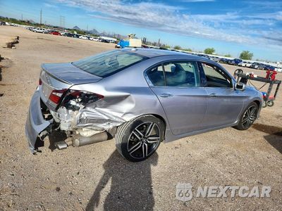 Trzecie zdjęcie samochodu z tyłu: 2017 HONDA ACCORD TOURING VIN:1HGCR3F93HA038940 - miniatura