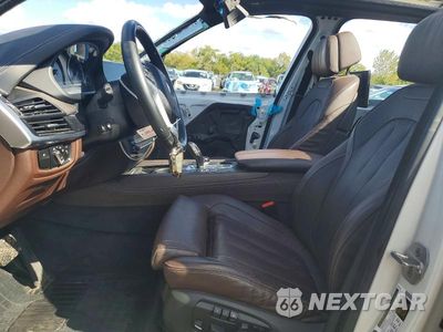 Zdjęcie 7 z 13 samochodu: 2017 BMW X5 XDRIVE50I VIN:5UXKR6C56H0J84606 - miniatura