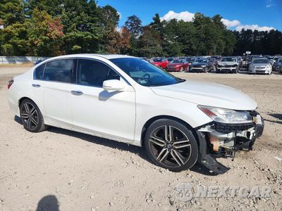 Czwarte zdjęcie samochodu z boku: 2017 HONDA ACCORD TOURING VIN:1HGCR3F96HA021906 - miniatura