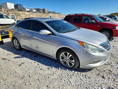 Czwarte zdjęcie samochodu z boku: 2011 HYUNDAI SONATA LIMITED VIN:5NPEC4AC5BH010090 - miniatura
