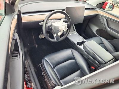 Zdjęcie 8 z 12 samochodu: 2023 TESLA MODEL Y VIN:7SAYGDEE3PF609219 - miniatura