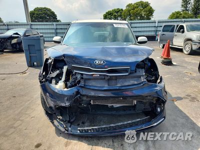 Piąte zdjęcie samochodu w środku: 2018 KIA SOUL + VIN:KNDJP3A59J7605042 - miniatura