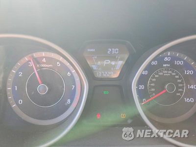 Zdjęcie 9 z 12 samochodu: 2015 HYUNDAI ELANTRA SE VIN:KMHDH4AE4FU443020 - miniatura