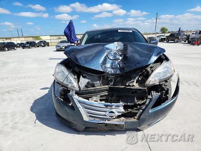 Piąte zdjęcie samochodu w środku: 2014 NISSAN SENTRA S VIN:3N1AB7APXEL690470 - miniatura