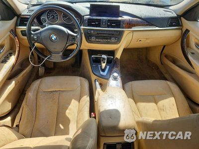 Zdjęcie 8 z 13 samochodu: 2013 BMW 328 XI SULEV VIN:WBA3B5C53DF595793 - miniatura