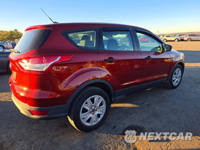Trzecie zdjęcie samochodu z tyłu: 2015 FORD ESCAPE S VIN:1FMCU0F78FUA76214 - miniatura