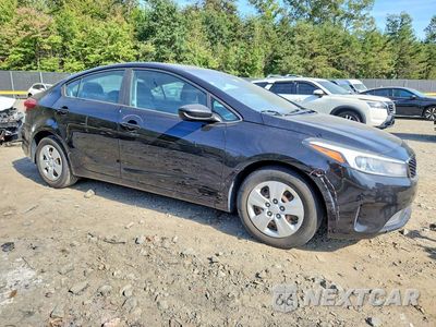 Czwarte zdjęcie samochodu z boku: 2017 KIA FORTE LX VIN:3KPFK4A72HE074501 - miniatura