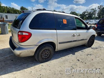 Trzecie zdjęcie samochodu z tyłu: 2006 CHRYSLER TOWN & COUNTRY VIN:1A4GP45RX6B580860 - miniatura