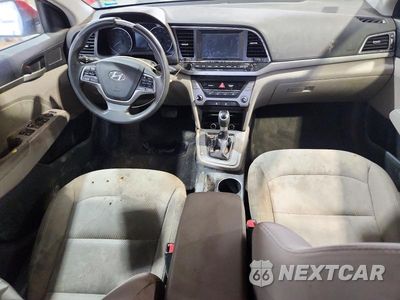 Zdjęcie 8 z 12 samochodu: 2018 HYUNDAI ELANTRA SEL VIN:5NPD84LF0JH230773 - miniatura