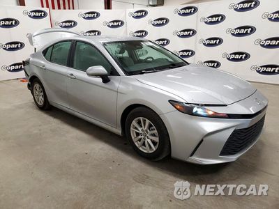 Czwarte zdjęcie samochodu z boku: 2026 TOYOTA CAMRY LE VIN:4T1DAACK3TU670233 - miniatura