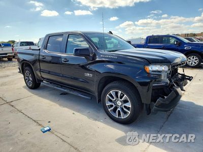 Czwarte zdjęcie samochodu z boku: 2020 CHEVROLET SILVERADO C1500 RST VIN:3GCPWDED2LG413814 - miniatura