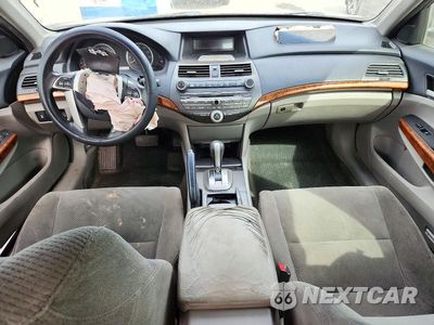 Zdjęcie 8 z 13 samochodu: 2012 HONDA ACCORD EX VIN:1HGCP2F75CA113306 - miniatura