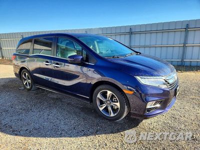 Czwarte zdjęcie samochodu z boku: 2019 HONDA ODYSSEY TOURING VIN:5FNRL6H85KB100658 - miniatura