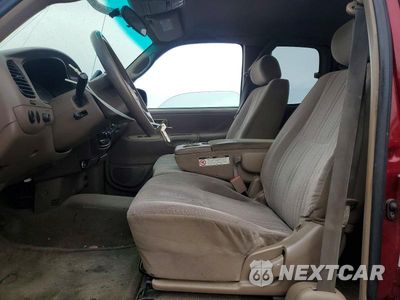 Zdjęcie 7 z 12 samochodu: 2000 TOYOTA TUNDRA SR5 VIN:5TBBT4415YS035743 - miniatura
