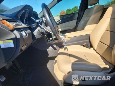 Zdjęcie 7 z 12 samochodu: 2011 MERCEDES-BENZ E 350 4MATIC VIN:WDDHF8HB5BA448792 - miniatura