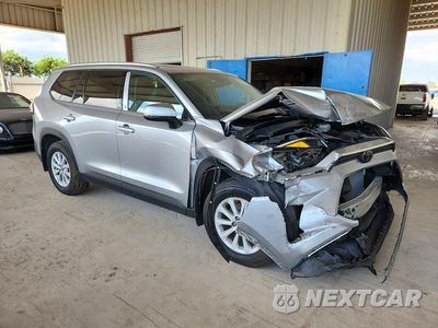 Czwarte zdjęcie samochodu z boku: 2025 TOYOTA GRAND HIGHLANDER XLE VIN:5TDABAA54SS003210 - miniatura