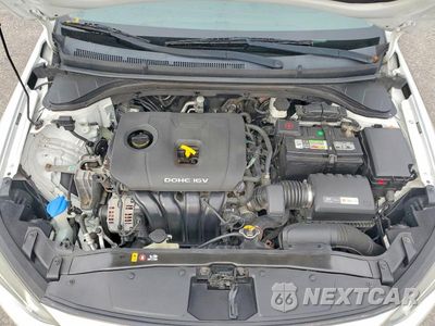 Zdjęcie 11 z 12 samochodu: 2017 HYUNDAI ELANTRA SE VIN:5NPD84LF1HH001920 - miniatura