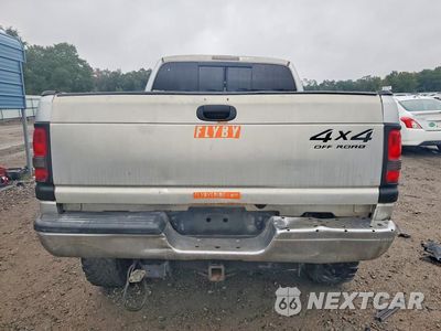 Zdjęcie 6 z 12 samochodu: 2001 DODGE RAM 2500 VIN:1B7KF23Z91J612335 - miniatura