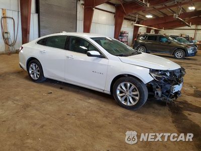 Czwarte zdjęcie samochodu z boku: 2019 CHEVROLET MALIBU LT VIN:1G1ZD5ST6KF216590 - miniatura