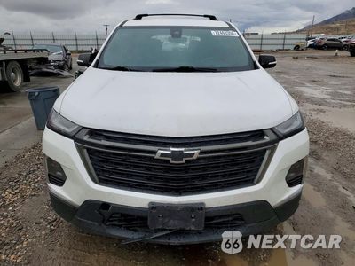 Piąte zdjęcie samochodu w środku: 2022 CHEVROLET TRAVERSE LT VIN:1GNEVHKW6NJ130493 - miniatura