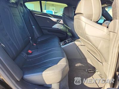 Zdjęcie 10 z 12 samochodu: 2022 BMW M850XI VIN:WBAGV8C02NCH93334 - miniatura