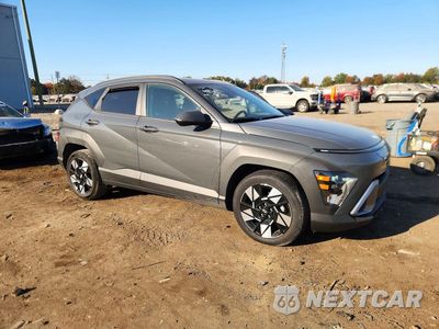 Czwarte zdjęcie samochodu z boku: 2025 HYUNDAI KONA SEL VIN:KM8HB3ABXSU299292 - miniatura